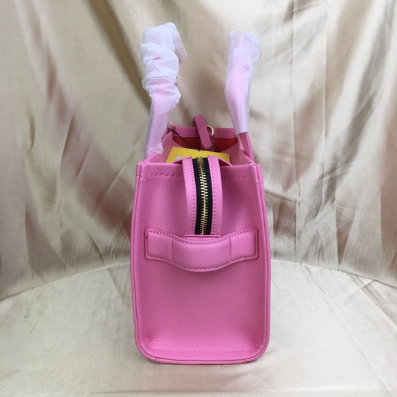 Marc Jacobs Vibrant Pink Tote - Picture 4 of 9